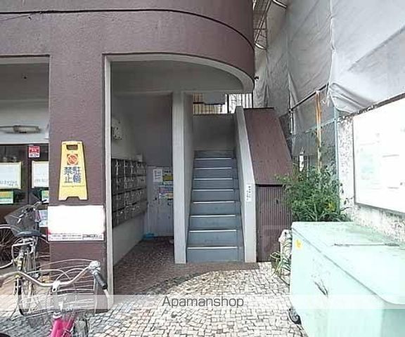 コーポ西賀茂の玄関写真