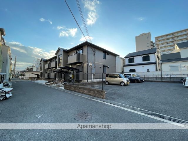 セレブリティ長吉 A棟の外観写真