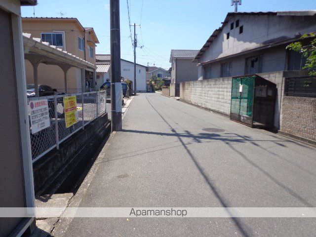 ラ・ファミリアの周辺写真