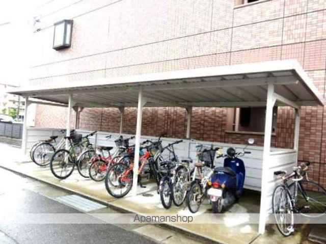 オータム めぐみの外観写真