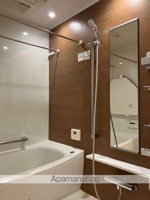 プラウド練馬中村橋マークス[3LDK/70.59m2]のバス