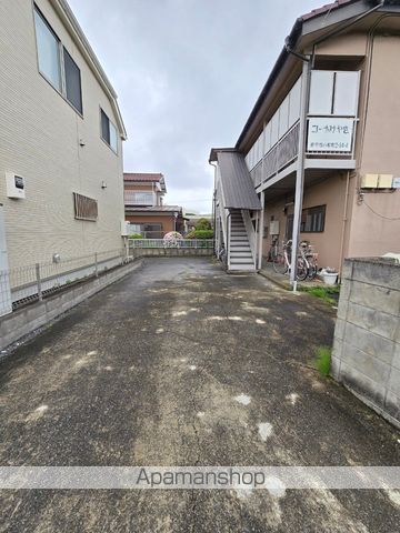 コーポけやきの玄関写真