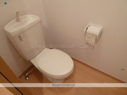 モンソレーユ[2LDK/66.01m2]のトイレ