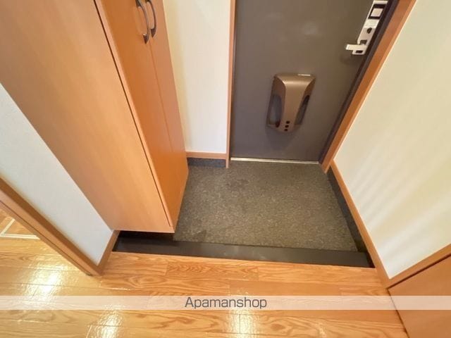 ＪＲ東海道本線 岐阜駅 バス乗車時間：40分 最寄りバス停で下車 徒歩10分 2階建 築20年の内装写真