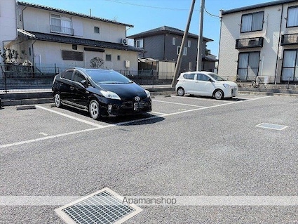 レオパレスサンクレール柏Ｃ[1K/19.87m2]の駐車場