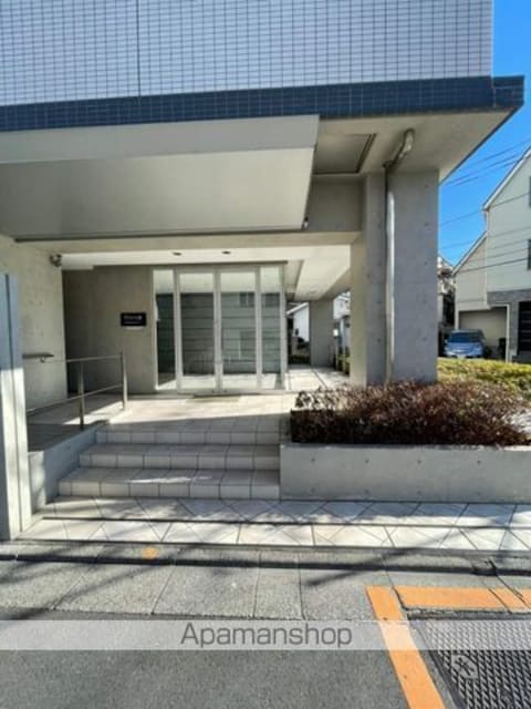 東京都中野区南台５丁目[1K/21.35m2]の共用部4