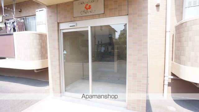 マンションOHANAの玄関写真