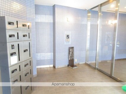 東京都中野区南台５丁目[1R/33.6m2]のロビー