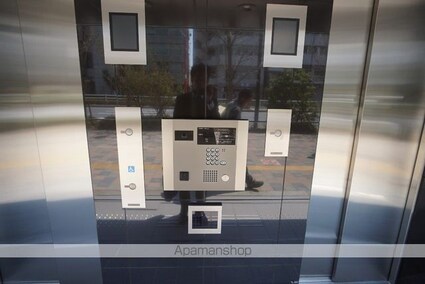 コンフォリア東新宿ステーションフロント[2LDK/60.88m2]の共用部2