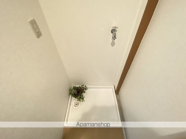 ロイヤル・シャトー一番館の内装写真