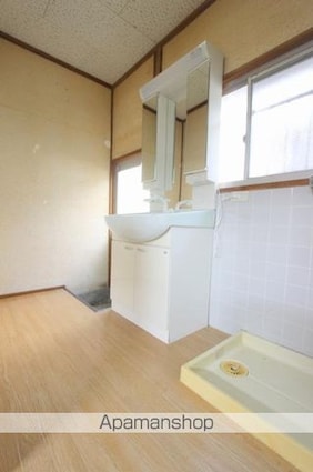 橋本牟礼町戸建[4DK/81.22m2]の洗面所