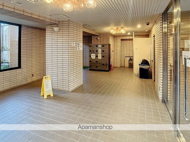 ダイアパレス小松の玄関写真