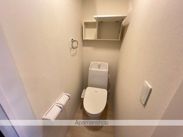 リヤンIIの内装写真