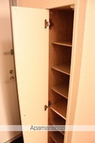レオパレスパインツリーはうすの内装写真