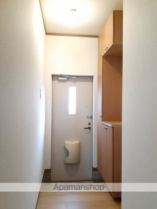 ポワクールⅡ[2DK/44.34m2]の玄関