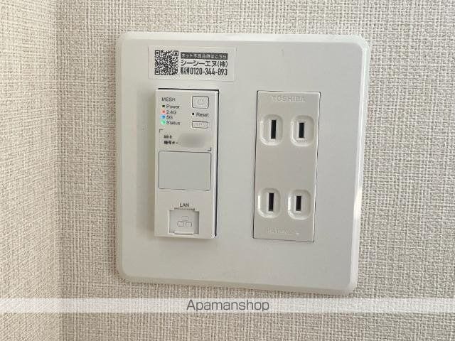 クリスタルコート北鶉の内装写真