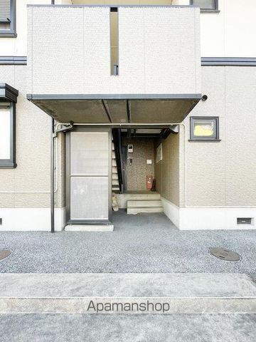 アーバンヒルズIの玄関写真
