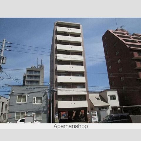 AZZURRI GARDEN山鼻の外観写真