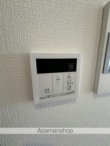 セレニテ江坂グランデの内装写真