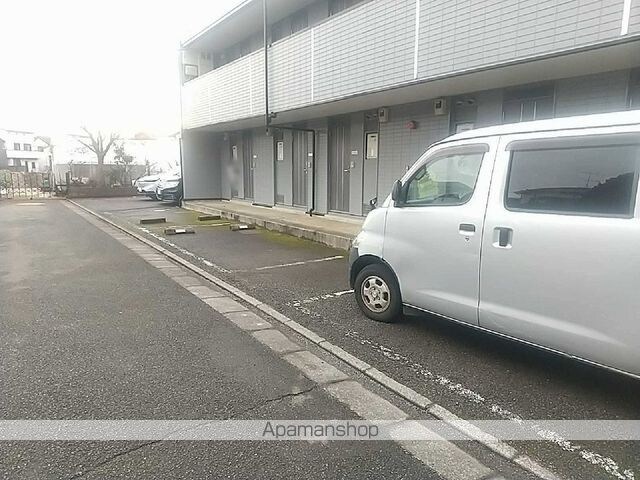東京都国分寺市東戸倉１丁目[1K/20.28m2]の駐車場1