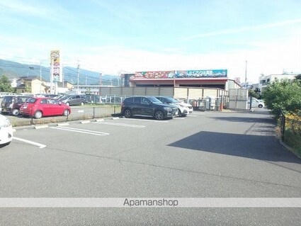 サニープレイス庄内[1LDK/42.38m2]の駐車場