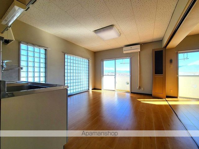 依田ハイツ D棟の内装写真