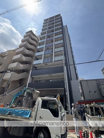 ESLEAD大阪NEXUSの外観写真