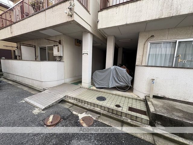 ハイツ北之町C棟の玄関写真