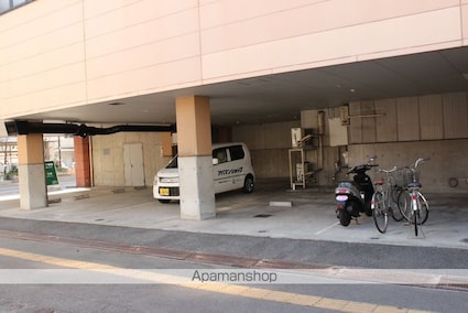 レイクス尾道ビルⅡ[1K/23m2]の駐車場