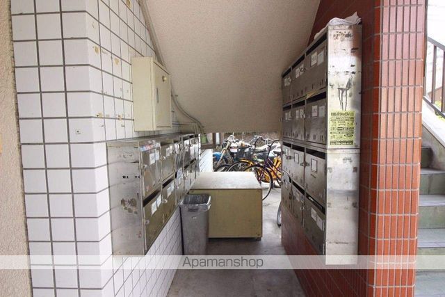 サンシャイン郡元の玄関写真