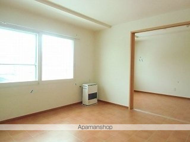 キューブ美園6・8の内装写真