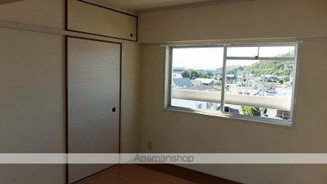 ヴィラナリー川津2号棟の内装写真