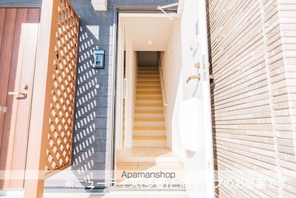 セイバリーＦ[2LDK/63.03m2]の玄関