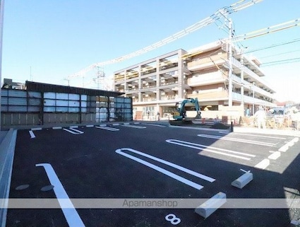 サンリット　ヴィラⅡ[1K/30.18m2]の駐車場1