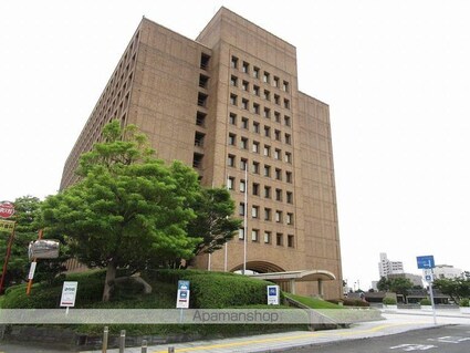 サーパス徳島中央公園南[3LDK/75.98m2]の周辺4