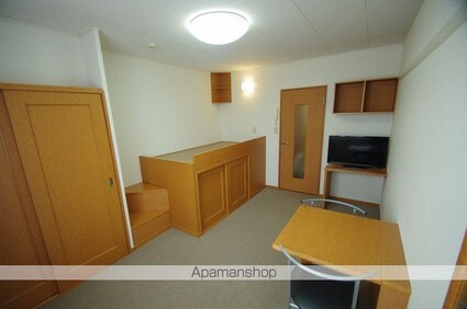 レオパレスプラティニ[1K/26.08m2]のリビング・居間1