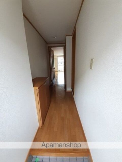 セレーノ　Ａ[1R/33.15m2]の玄関