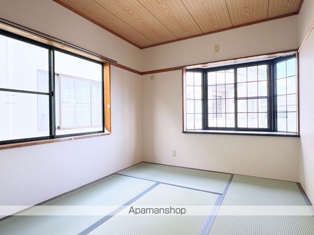 アーバンハウスIIの内装写真
