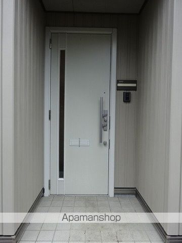 シャーメゾンナナーラの玄関写真