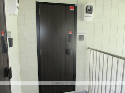 オーフィングＩＩＩ[3LDK/62.93m2]の玄関