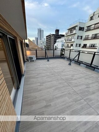 東京都目黒区駒場３丁目[3LDK/109.57m2]のバルコニー