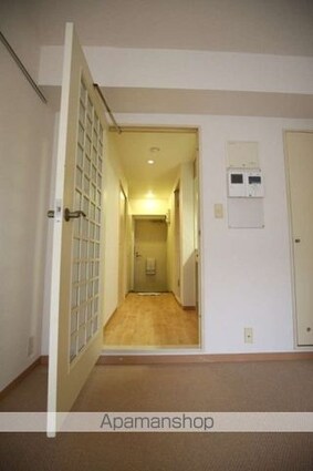 東京都台東区千束３丁目[1K/22.68m2]の玄関1