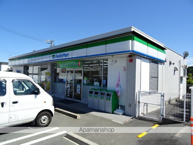 ニュークレストール内藤の周辺写真