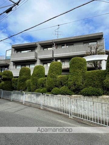 ロイヤル山芦屋の外観写真