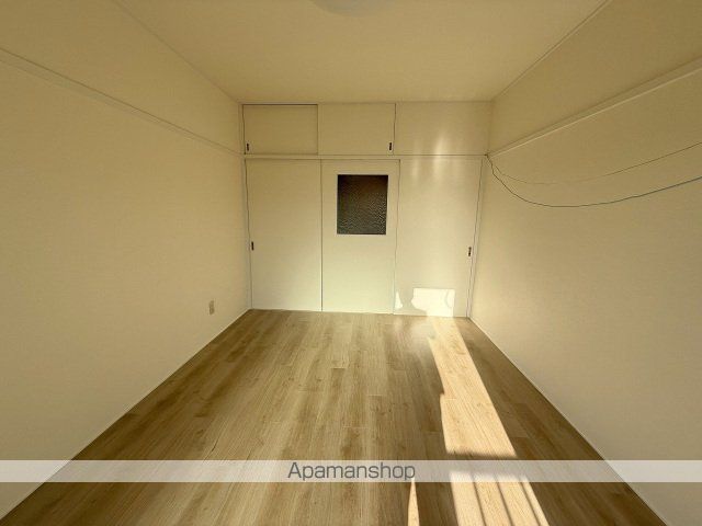 ヴェルセンチュリーの内装写真