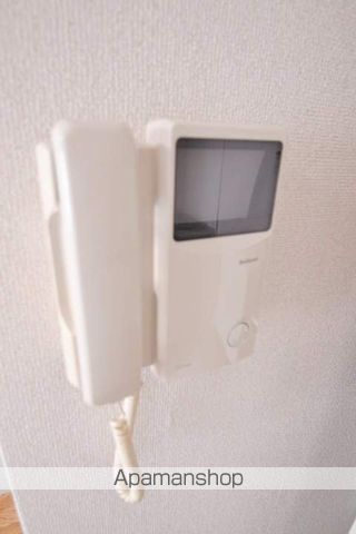 ロイヤルレピュート東島田の内装写真