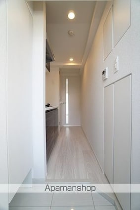 神奈川県横浜市中区弥生町２丁目[1K/20.78m2]の玄関