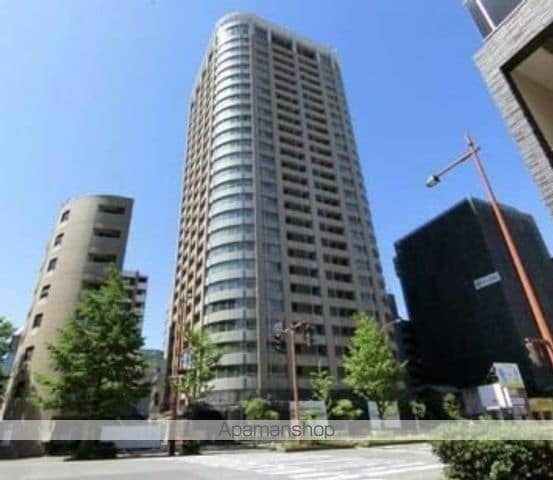 コアマンション大手門タワーの外観写真
