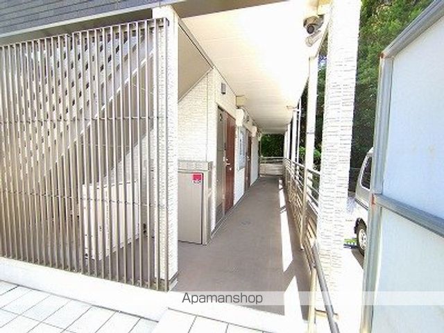 クレイノレイラの玄関写真