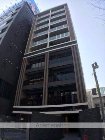 エルヴィータ駅南の玄関写真